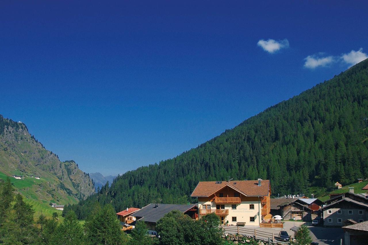 Hotel Gasthaus Edelweiss Pfelders Exteriör bild